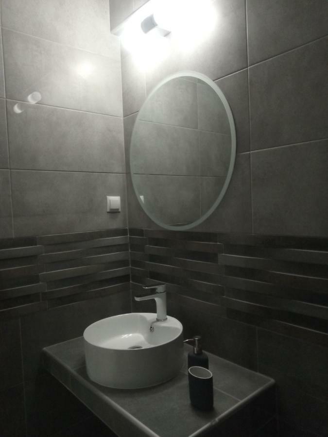 New Apartment Near Metro Larissis In The Centre Of Athen Eksteriør bilde