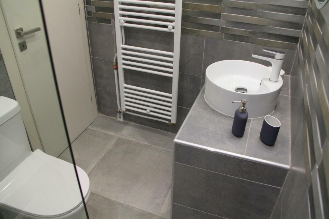 New Apartment Near Metro Larissis In The Centre Of Athen Eksteriør bilde