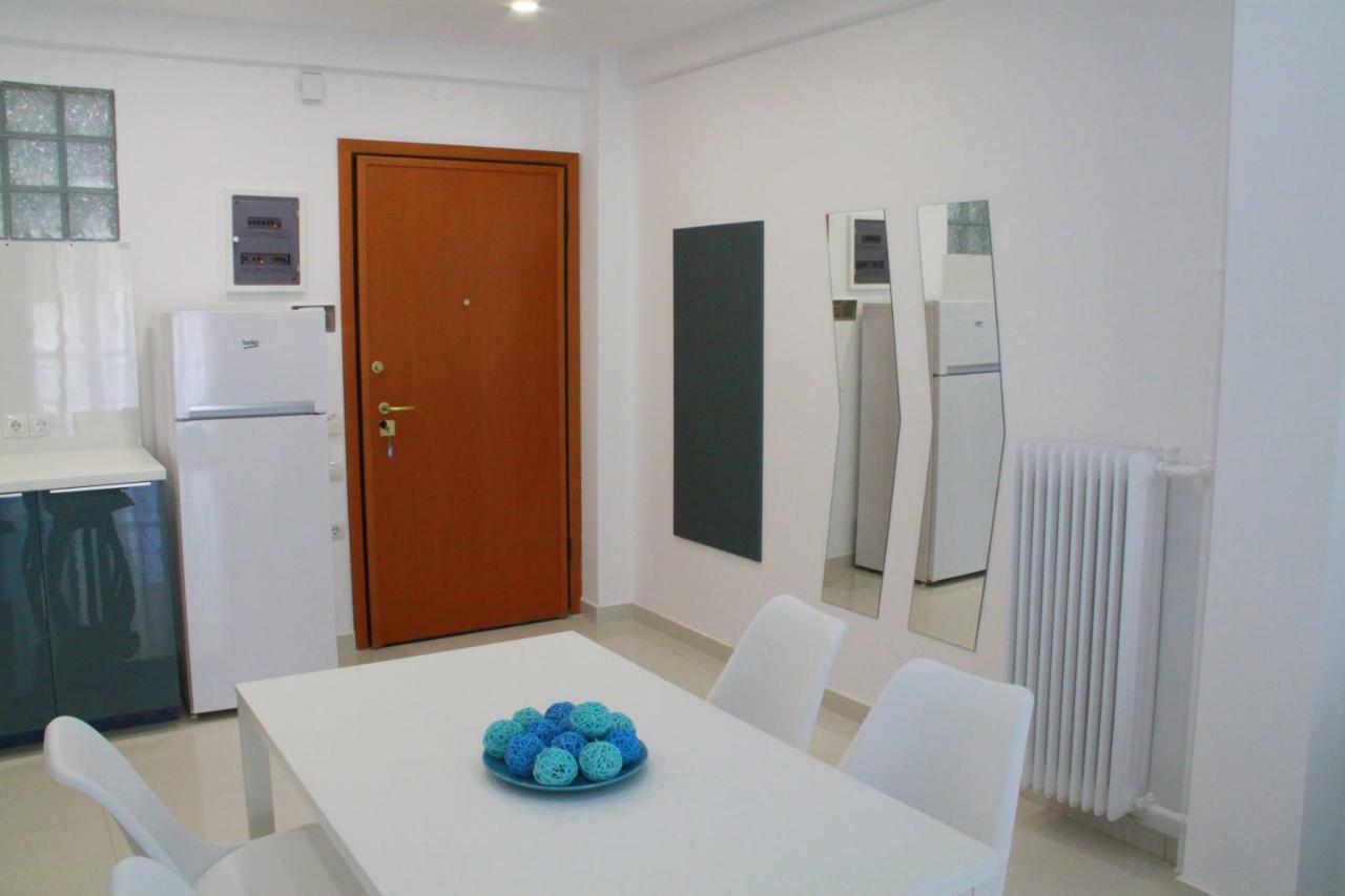 New Apartment Near Metro Larissis In The Centre Of Athen Eksteriør bilde